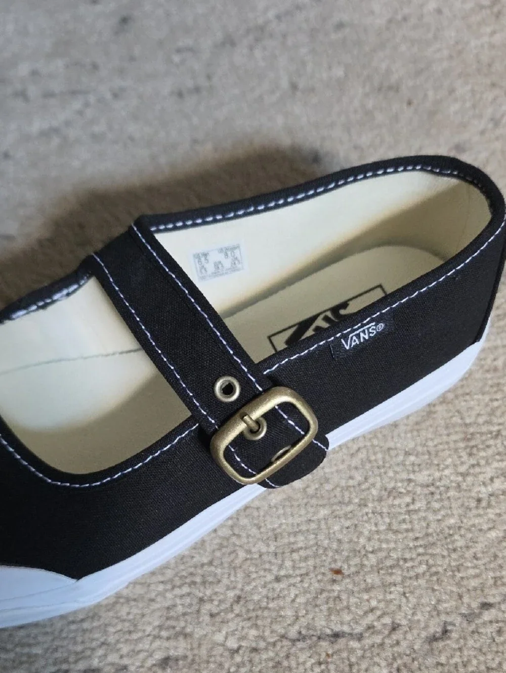 Vans Mary Jane Canvas shoes in the classic Black / True White colorway, 8, NWOB